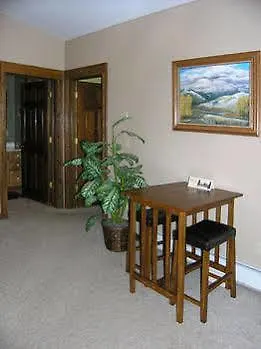 Hotel Chambers House *